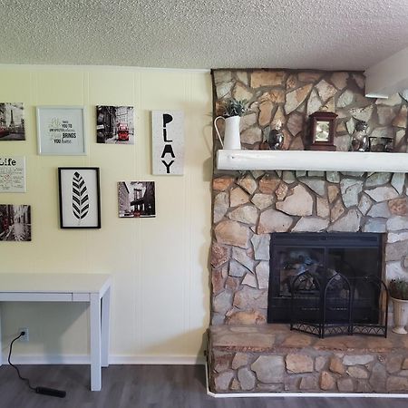 Private Single Level Standalone House Large Lot - 3 Bedrooms Charlotte Exteriér fotografie