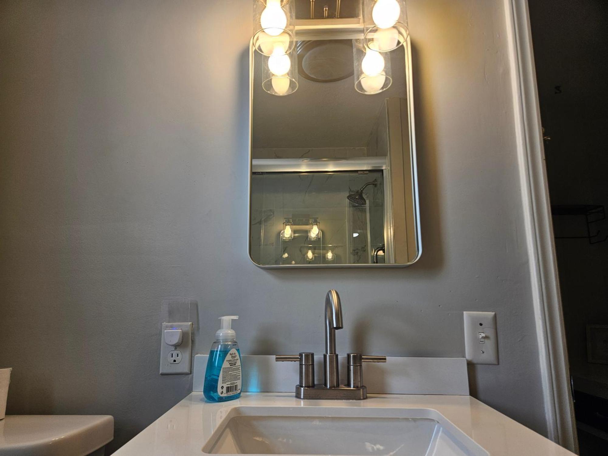 Private Single Level Standalone House Large Lot - 3 Bedrooms Charlotte Exteriér fotografie