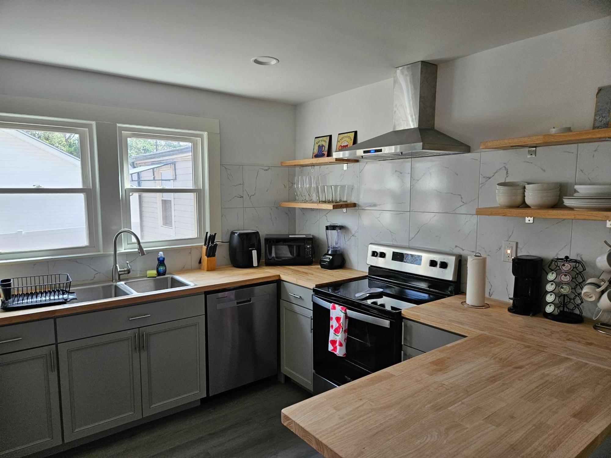 Private Single Level Standalone House Large Lot - 3 Bedrooms Charlotte Exteriér fotografie